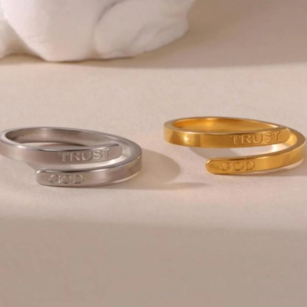 Trust God Ring